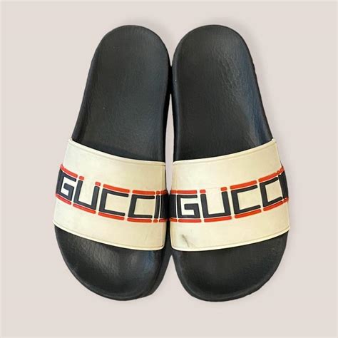 scuffs on gucci slides